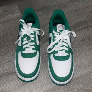 Kelly Green Air Force 1’s